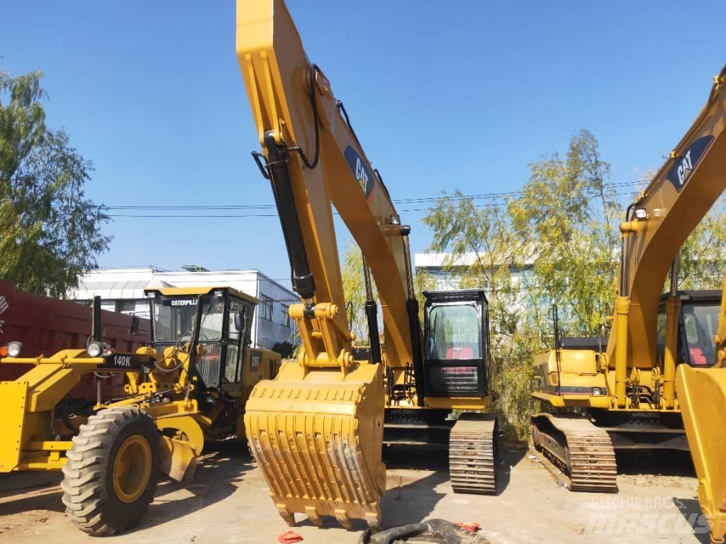 CAT 330 D Beltegraver