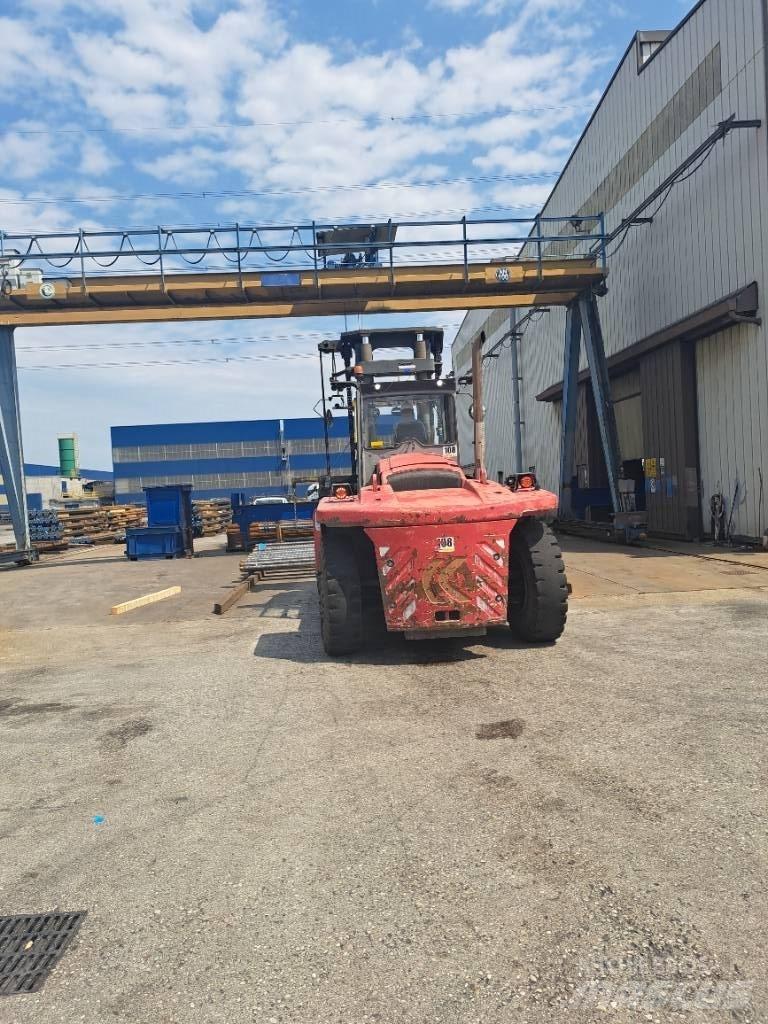 Kalmar DCF 220-12LB Diesel Trucker