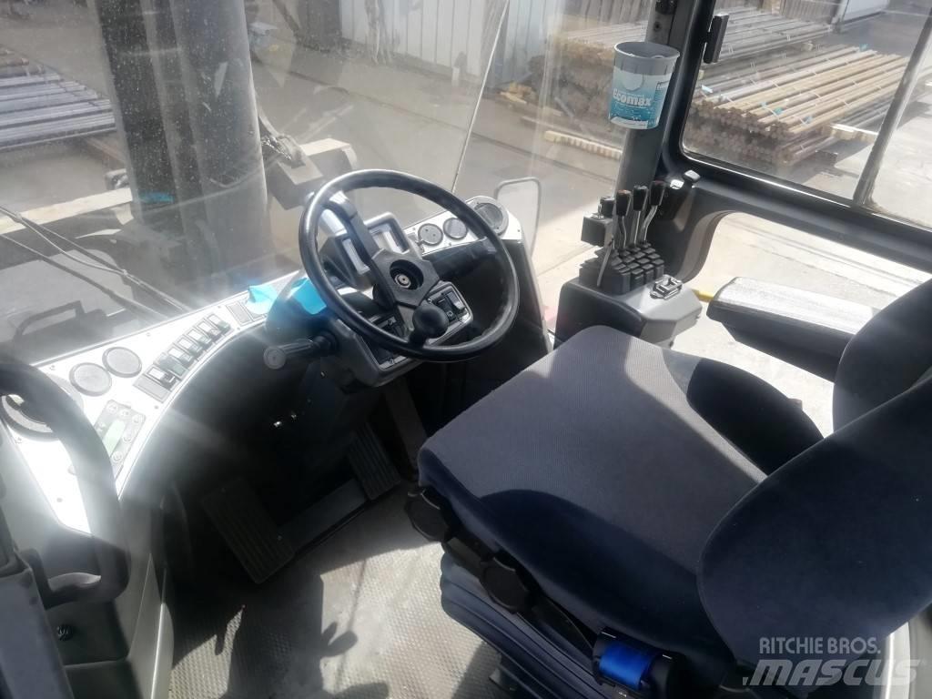 Kalmar DCF 220-12LB Diesel Trucker