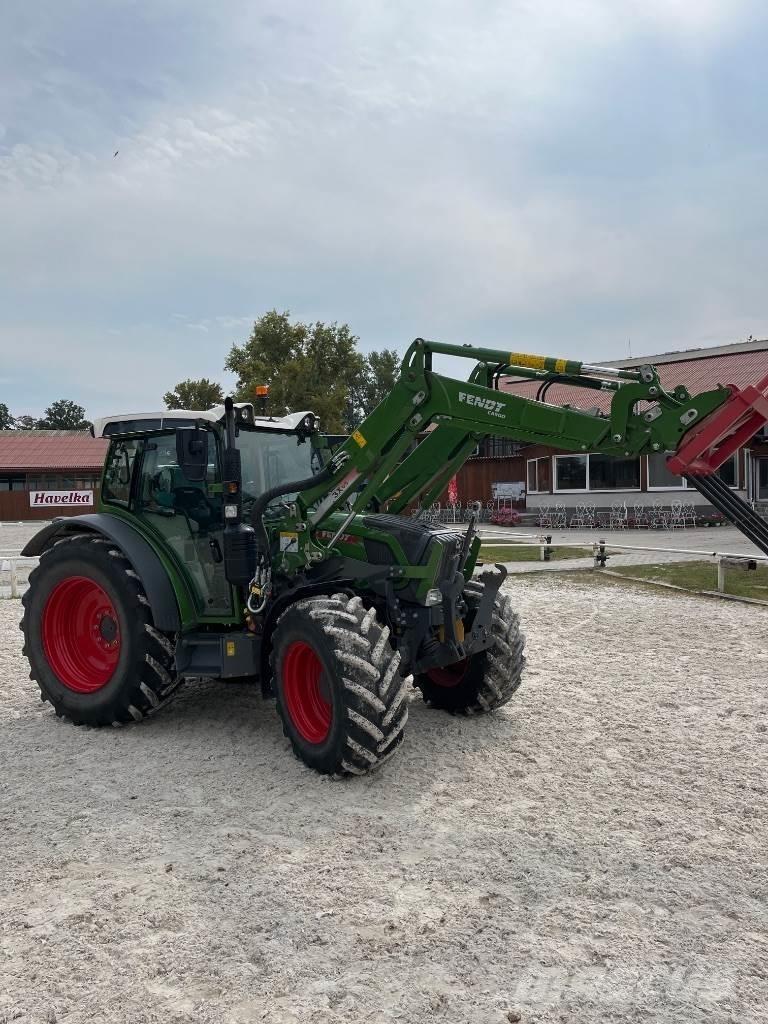 Fendt 211 Vario Traktorer