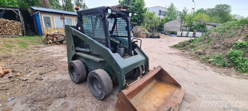 CAT 226 Kompaktlastere