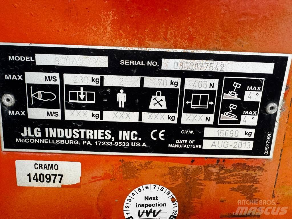 JLG 800AJ Leddede bomlifter