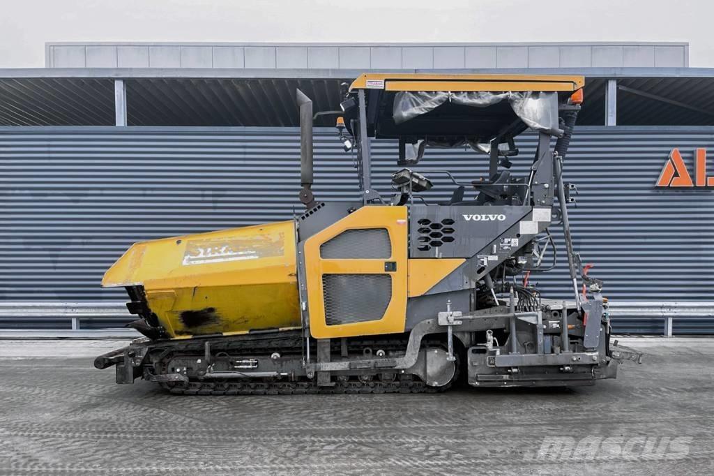 Volvo P7820C Asfaltutleggere