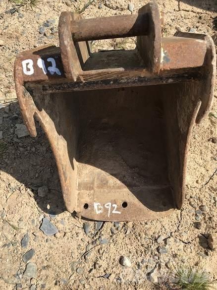  12 BUCKET, 30mm PINS Skuffer