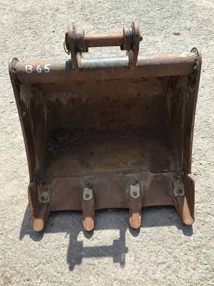  2' BUCKET, 30mm PINS Skuffer