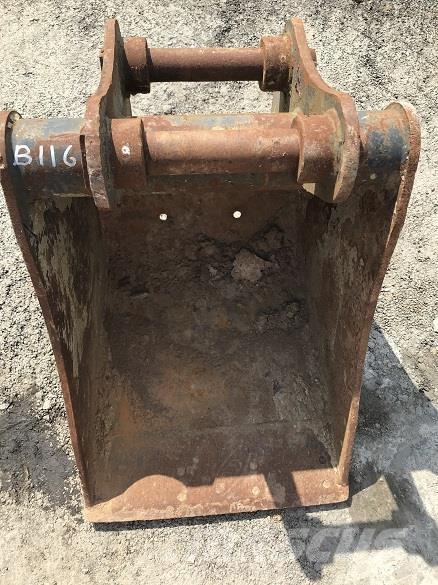  2' BUCKET, 50mm PINS Skuffer