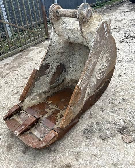  2' BUCKET, 65mm PINS Skuffer