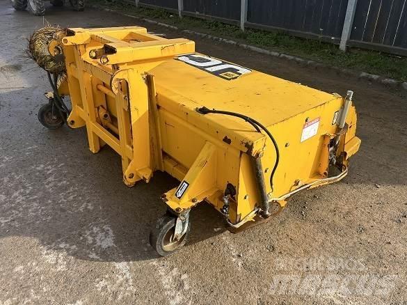 JCB SWEEPER SC240 Anlegg - Annet