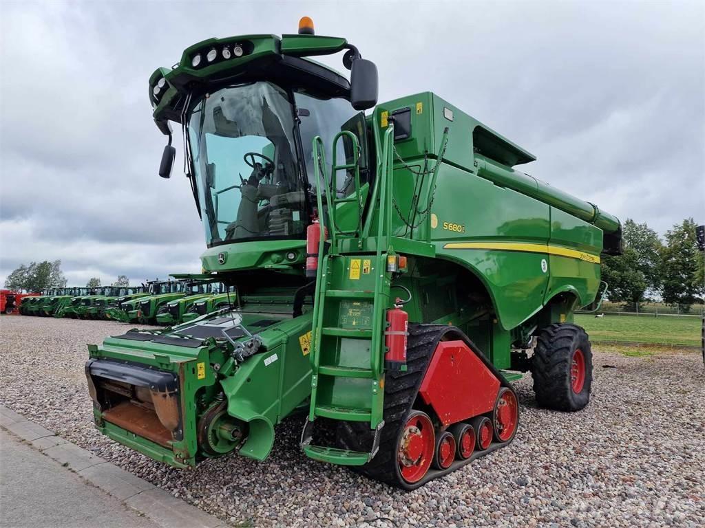 John Deere S680 Skurtreskere