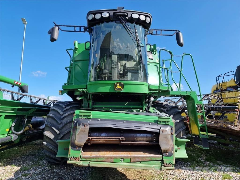 John Deere S690 Skurtreskere