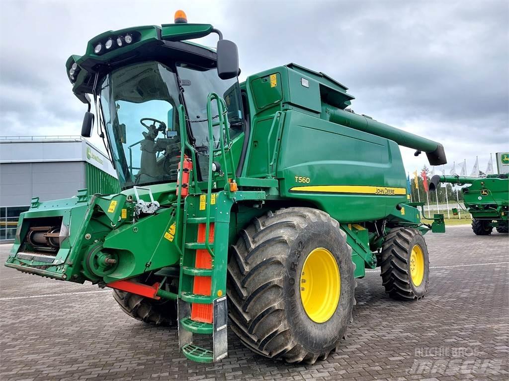 John Deere T560 Skurtreskere