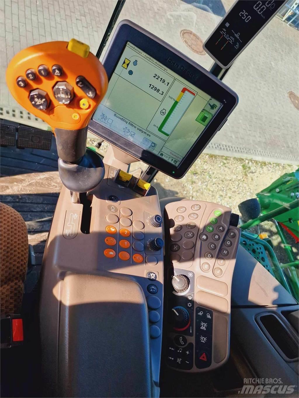 John Deere T660 Skurtreskere