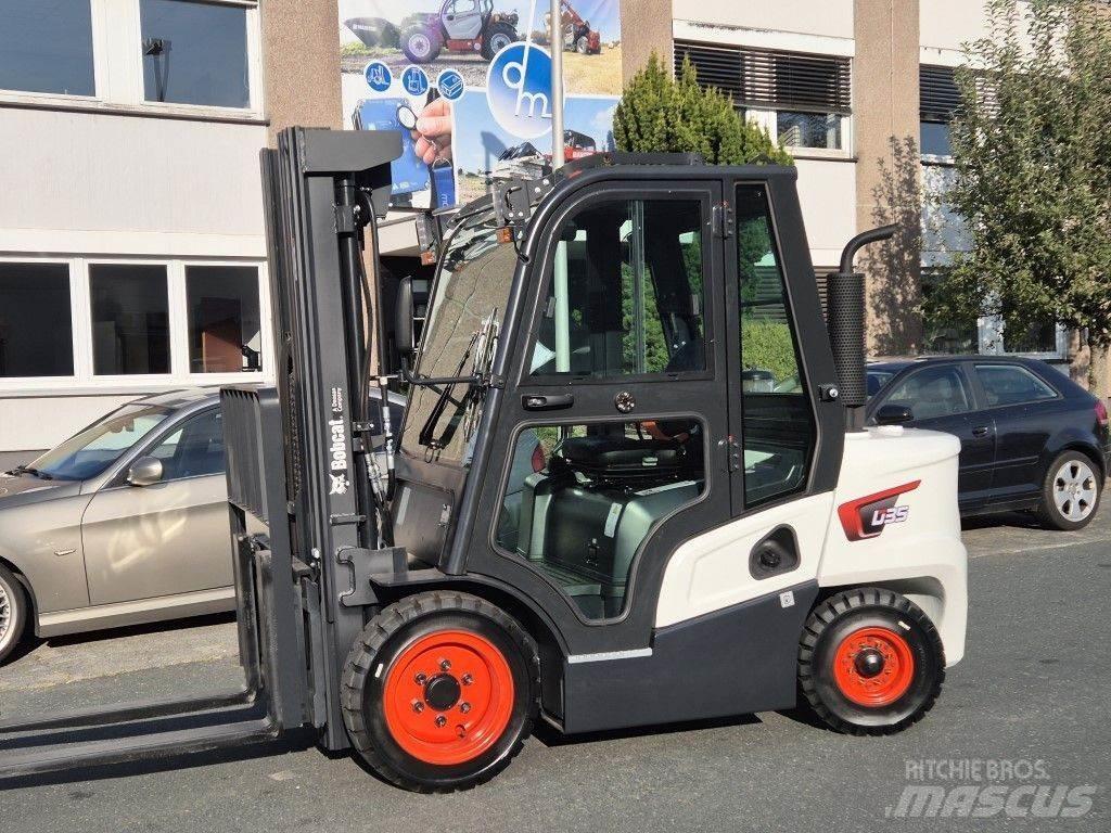 Bobcat D35NXS Diesel Trucker