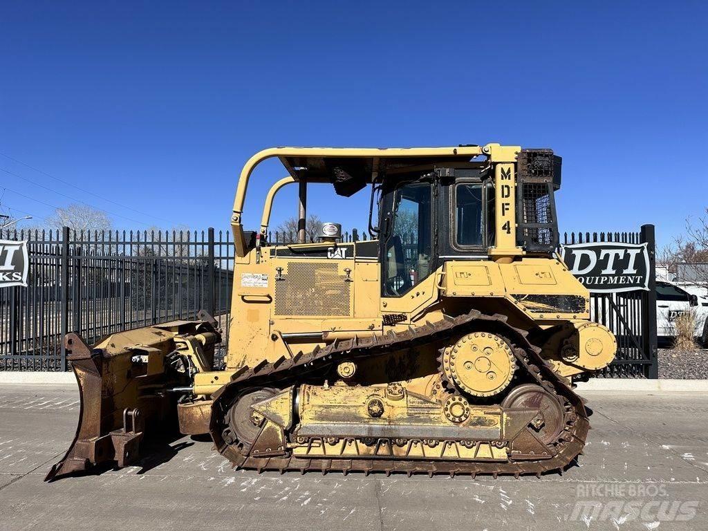 CAT D6M XL Dozere Beltegående