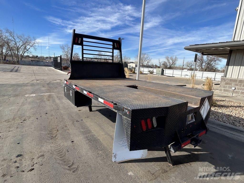  Custom 11 FT Plattformer