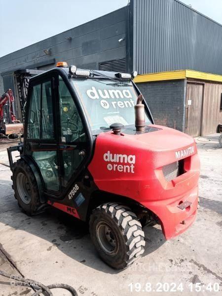 Manitou MC25-4 Terrenggående gaffeltruck