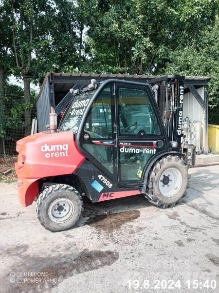 Manitou MC25-4 Terrenggående gaffeltruck