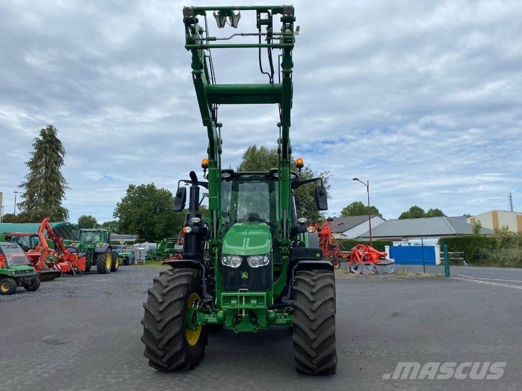 John Deere 6120M Traktorer