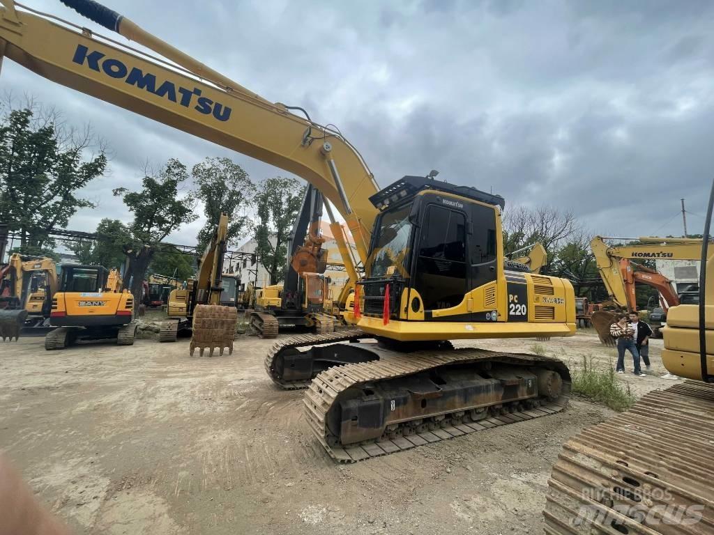 Komatsu PC 220 Beltegraver