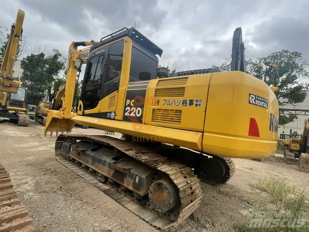 Komatsu PC 220 Beltegraver