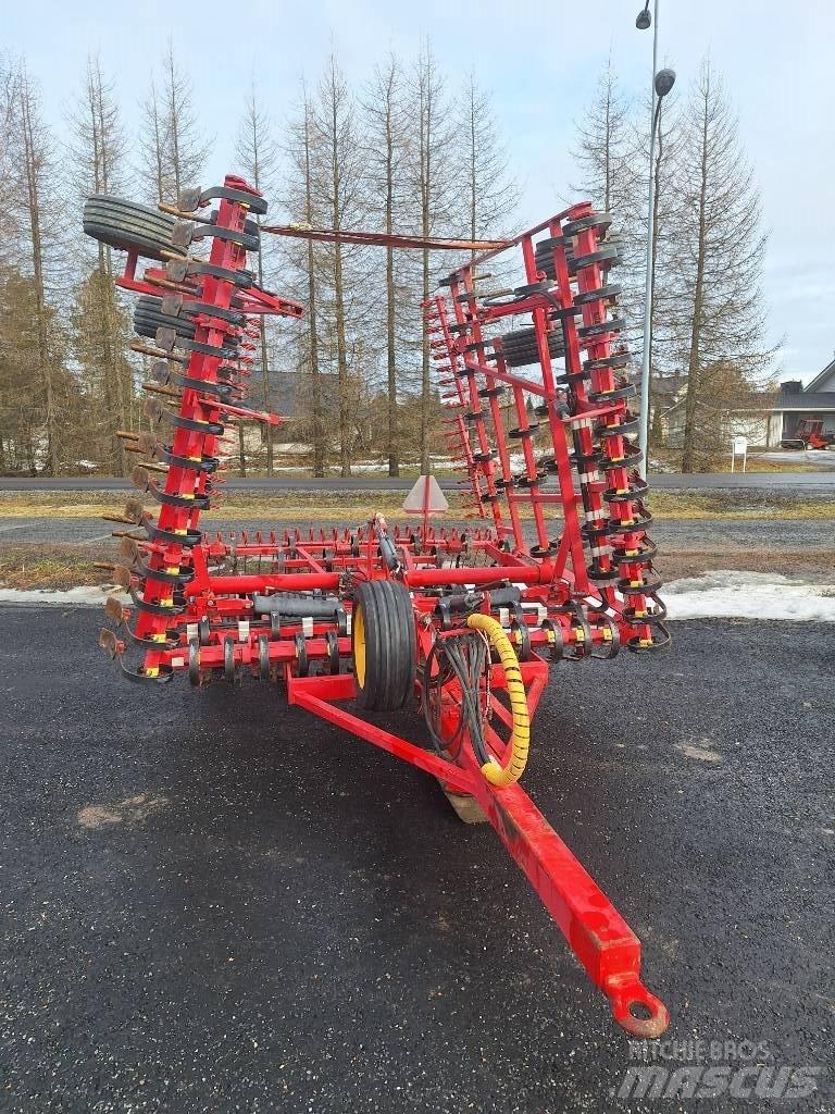 Väderstad NZE 700 Harver