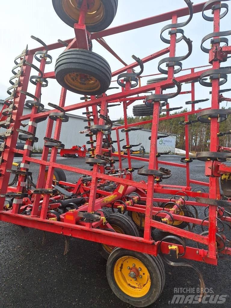 Väderstad NZE 700 Harver