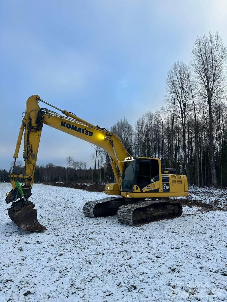 Komatsu PC210LC-11 Beltegraver