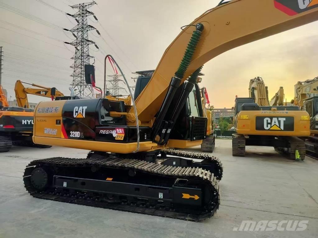 CAT 320 D2L Beltegraver