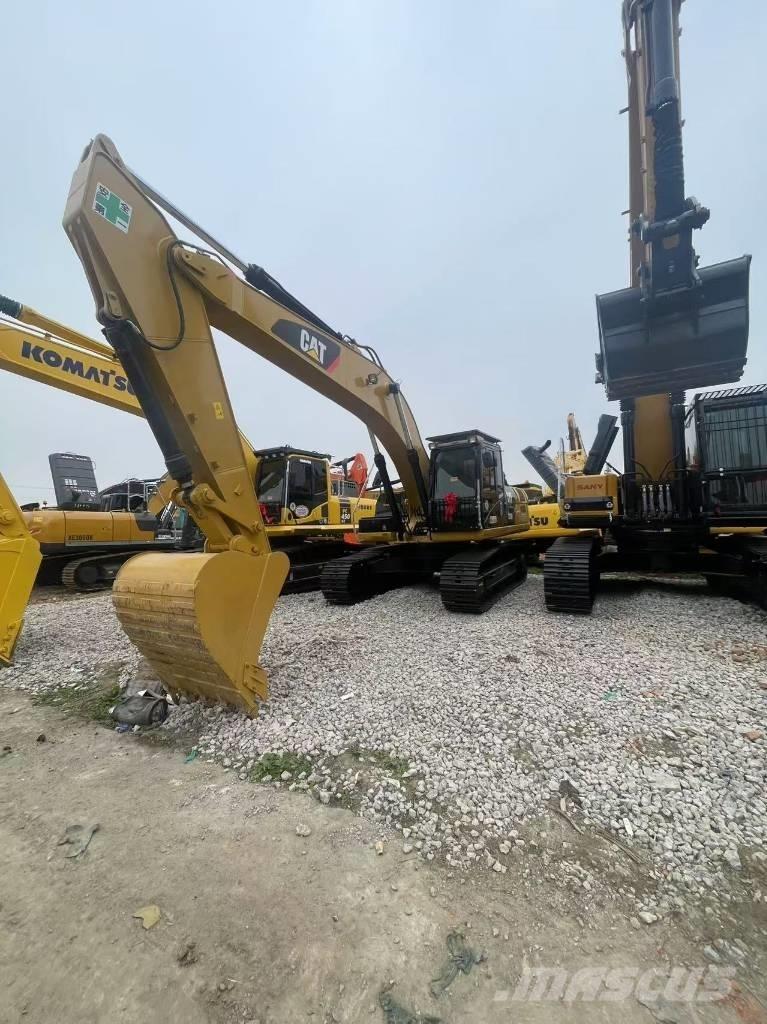 CAT 329D2L Beltegraver