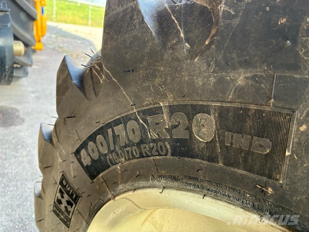New Holland Tc 4.90 Skurtreskere