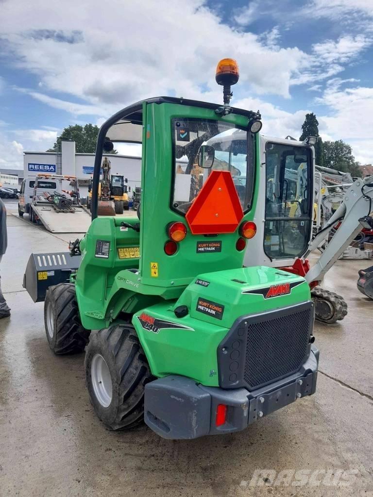 Avant 640i Kompaktlastere