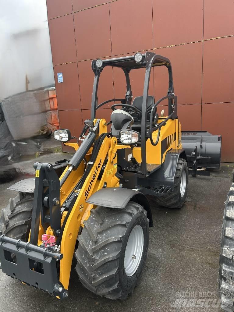 Schäffer 2445S Kompaktlastere