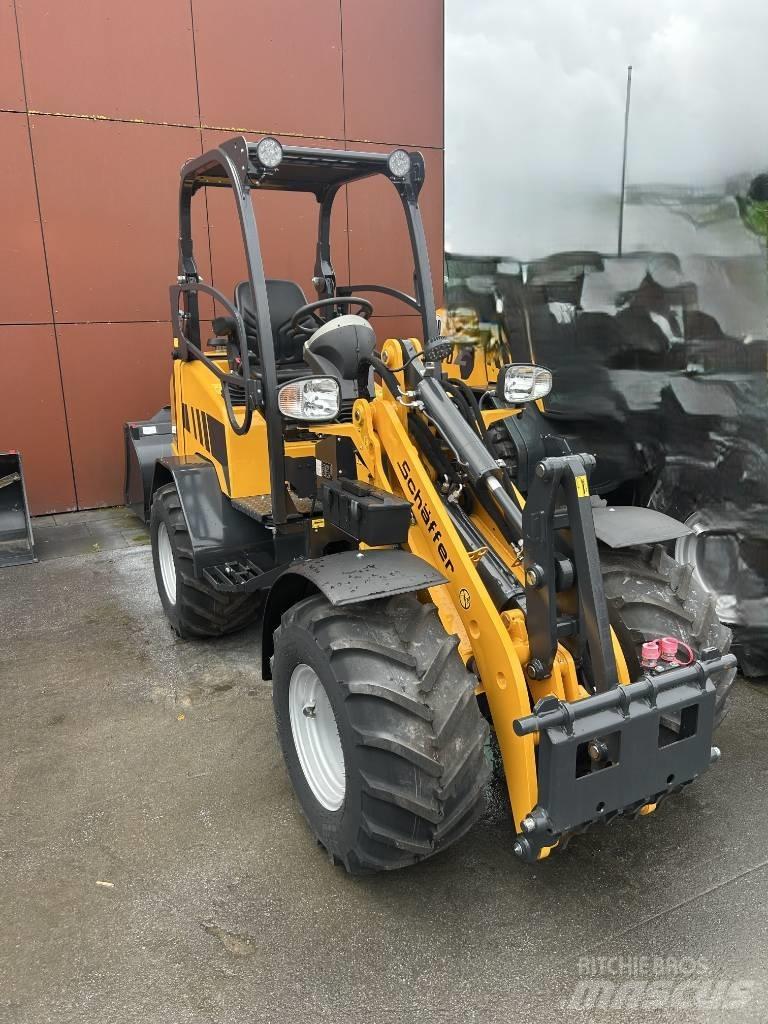 Schäffer 2445S Kompaktlastere