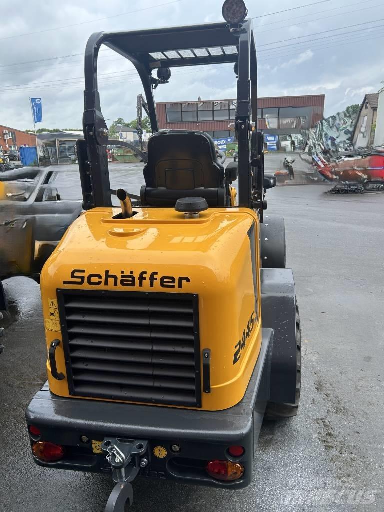 Schäffer 2445S Kompaktlastere