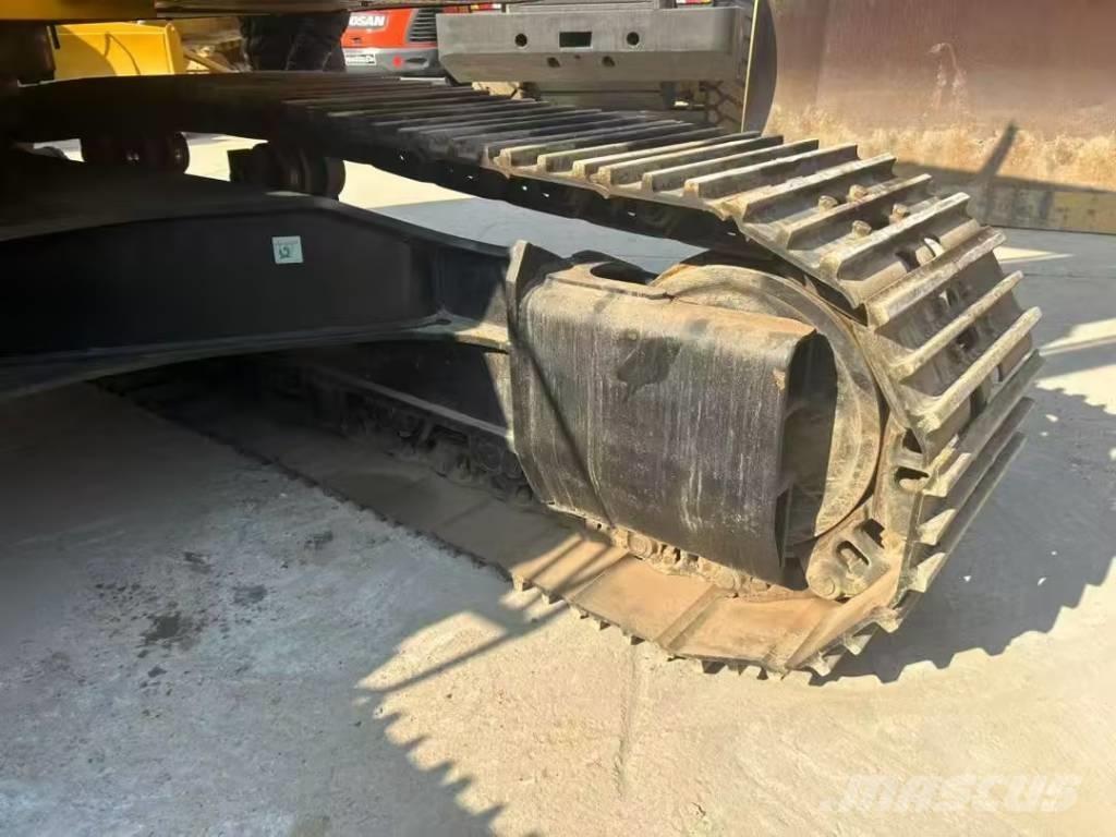 CAT 330D2L Beltegraver