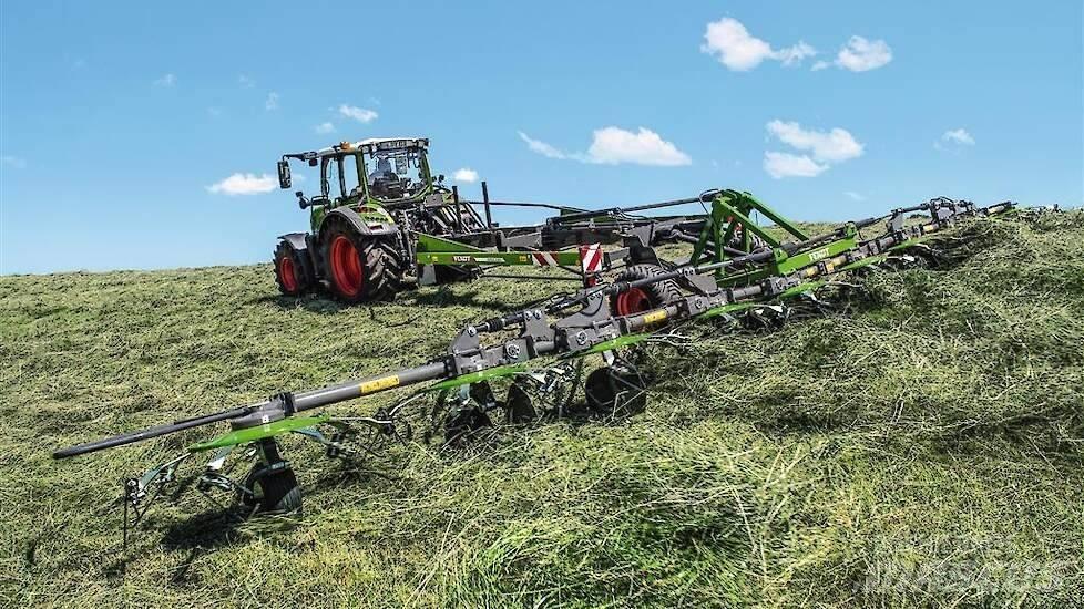 Fendt Lotus 1020T Raker og høyvendere