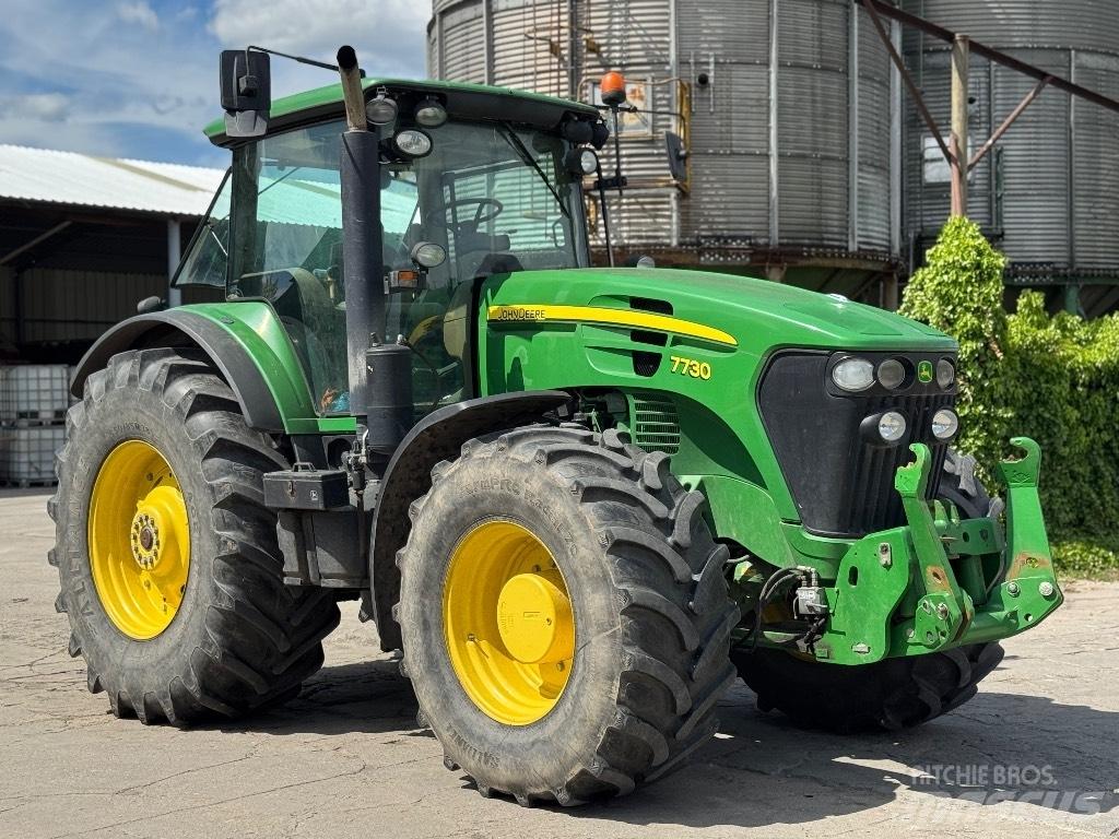 John Deere 7730 AQ Traktorer