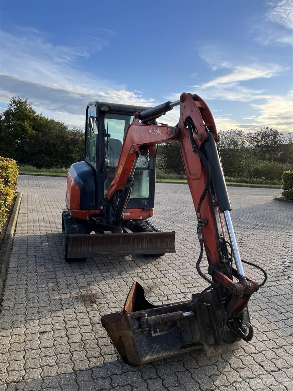 Kubota U27-4 GL HI Minigravere <7t