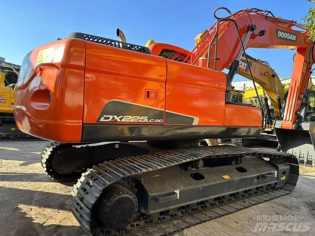 Doosan DX 225 LC Minigravere <7t