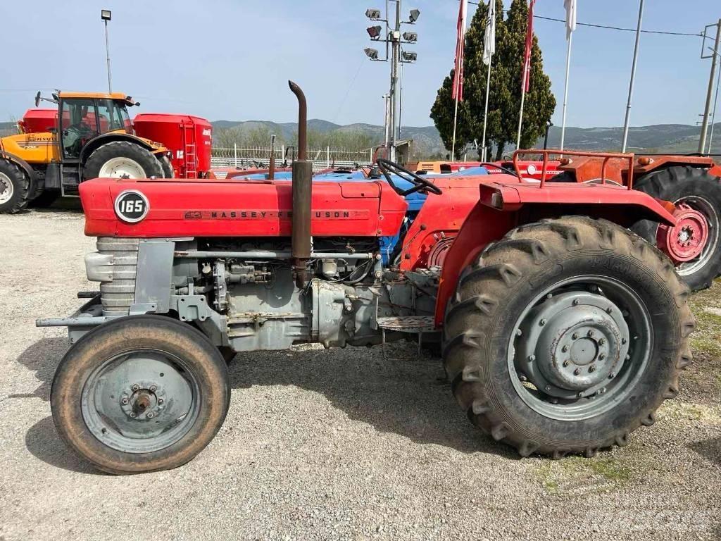 Massey Ferguson 165 Traktorer