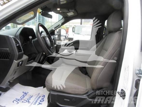 Ford F550 Anlegg - Annet