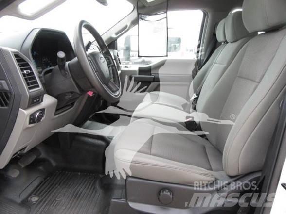 Ford F550 Anlegg - Annet