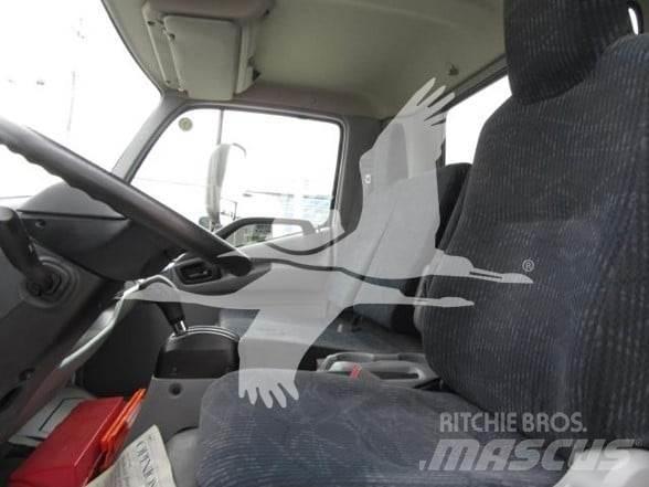 Hino 155 Anlegg - Annet