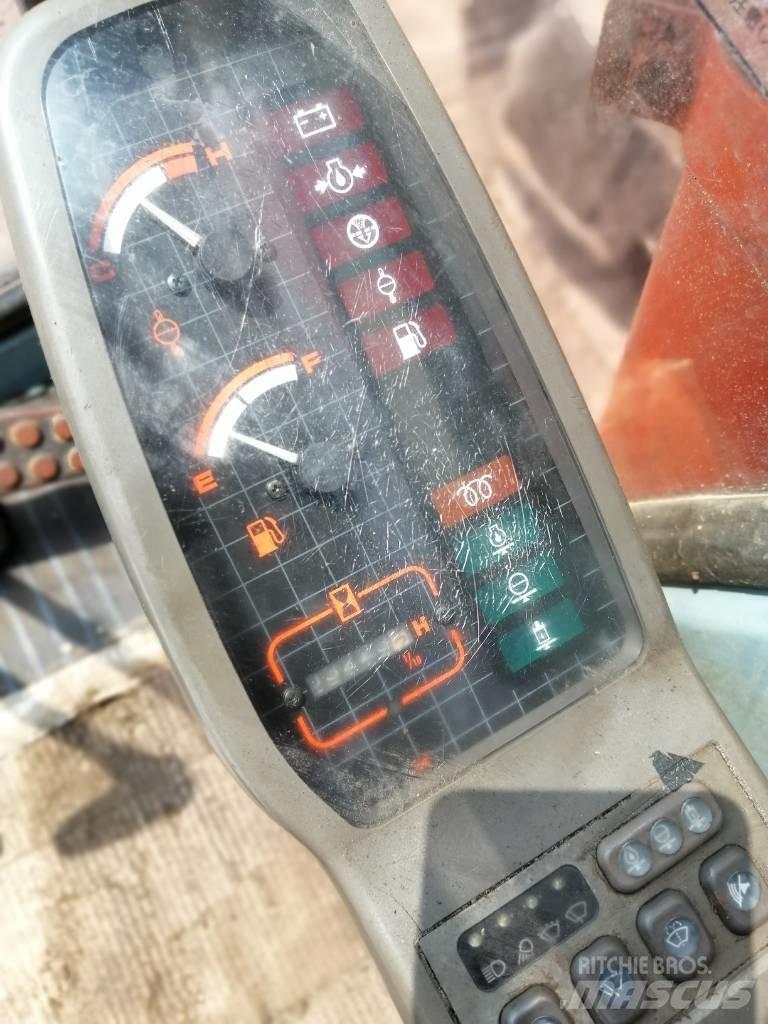 Hitachi EX 120 -3 Beltegraver