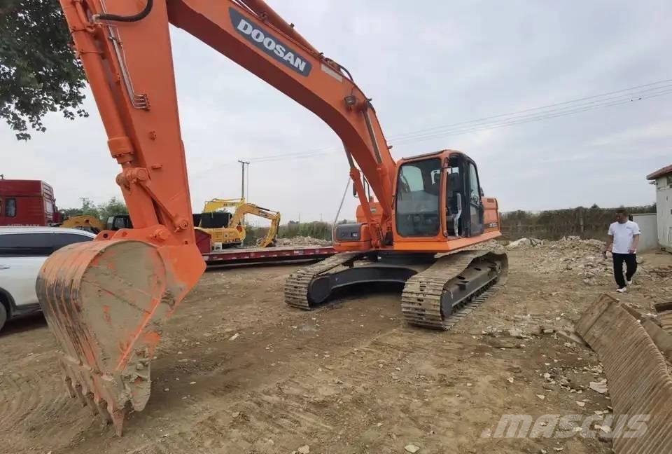 Doosan DX300LC Beltegraver