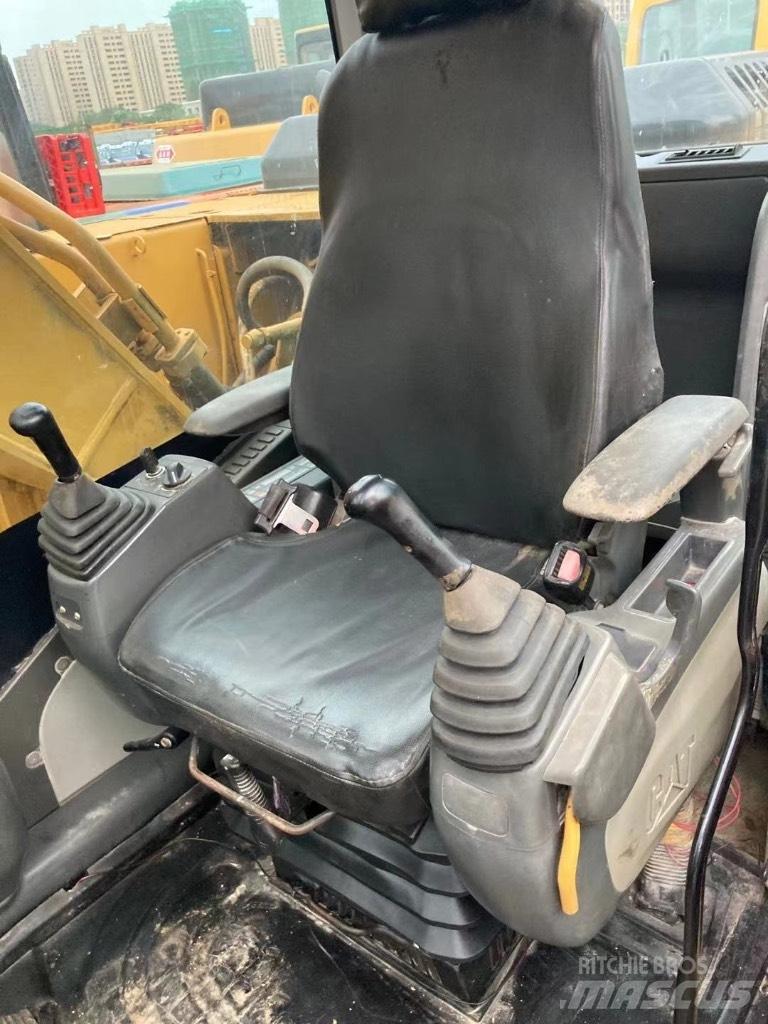 CAT 320 C Beltegraver