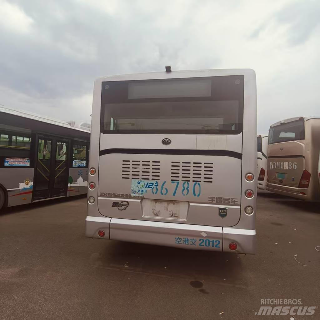 Yutong ZK6120DHNGAA Bybusser