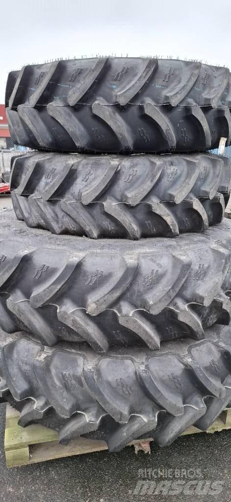 New Holland T5.110 Dekk, hjul og felger