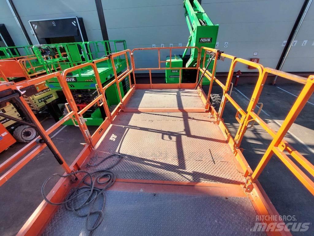 JLG 430 LRT Sakselifter