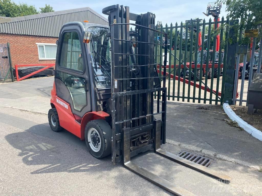 Manitou Mi25D Diesel Trucker